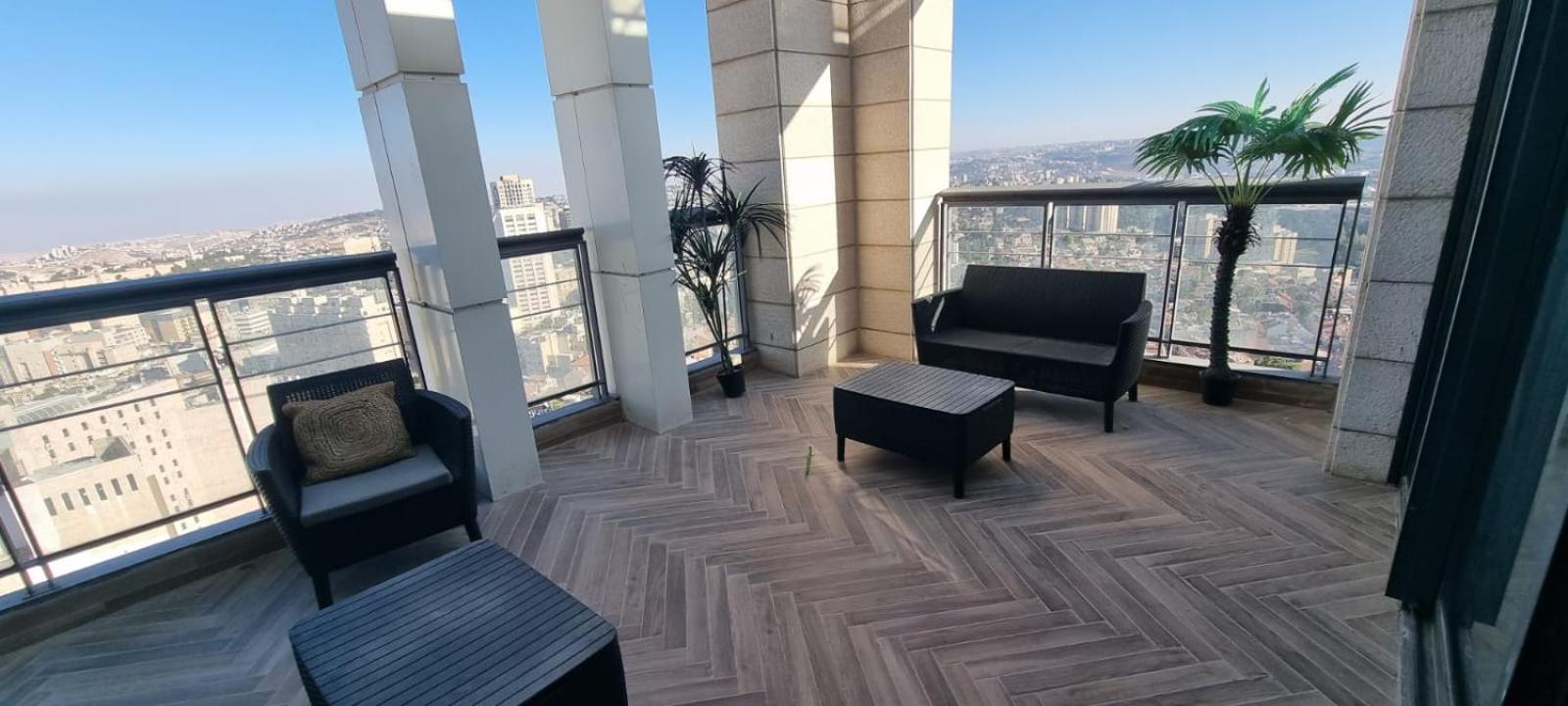 Jtower Royal Suites - The Penthouse - Alefimmoed Jerusalem Exterior photo